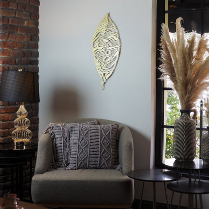 Esin Kalender Leaf Metal Wall Art