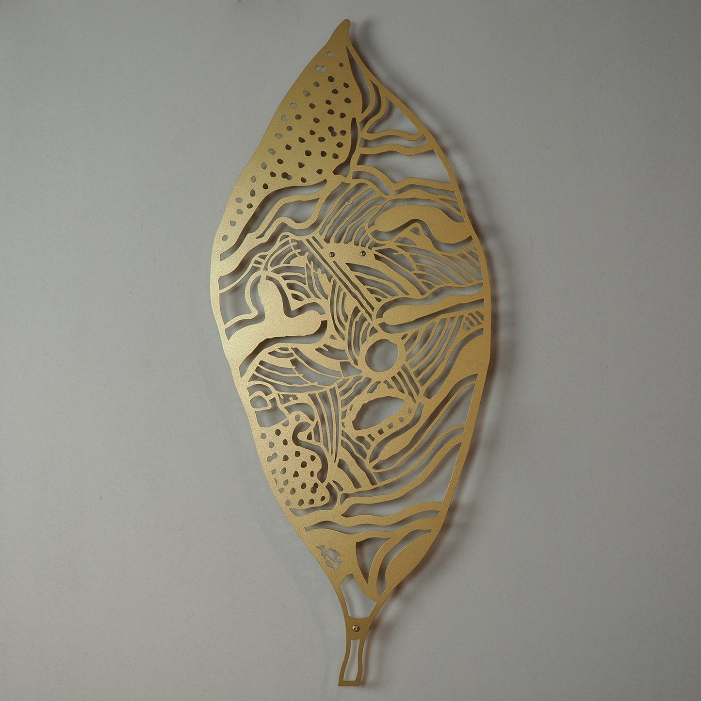 Esin Kalender Leaf Metal Wall Art