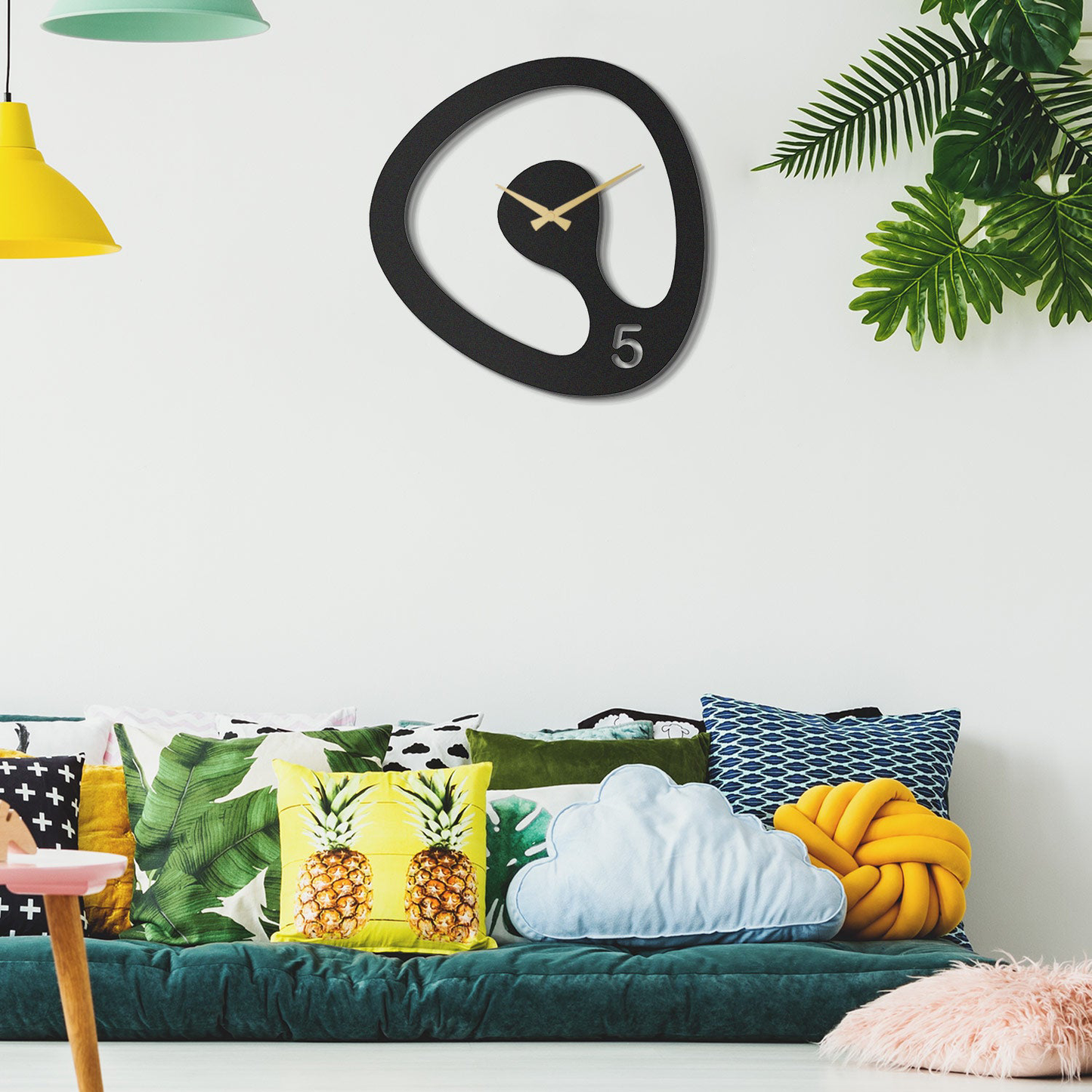 Amorph Metal Wall Clock