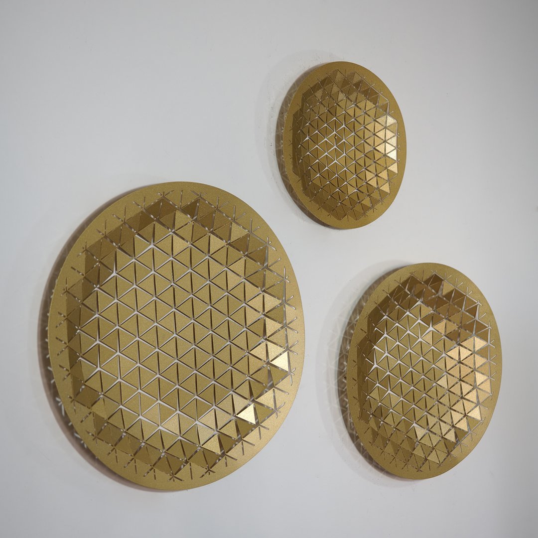 Luminous Circle Metal Table and Wall Decoration - APH140
