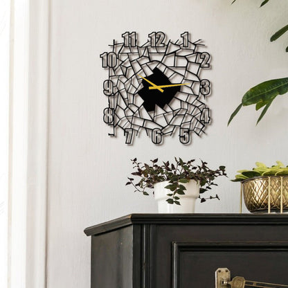 Messy wall clock