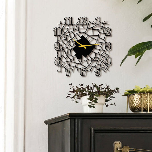 Messy wall clock