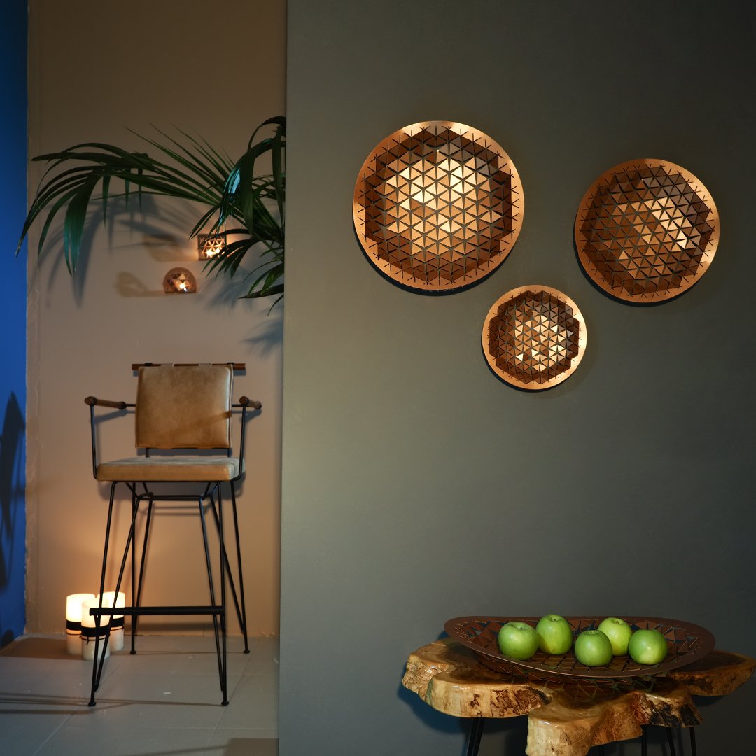 Luminous Circle Metal Table and Wall Decoration - APH140