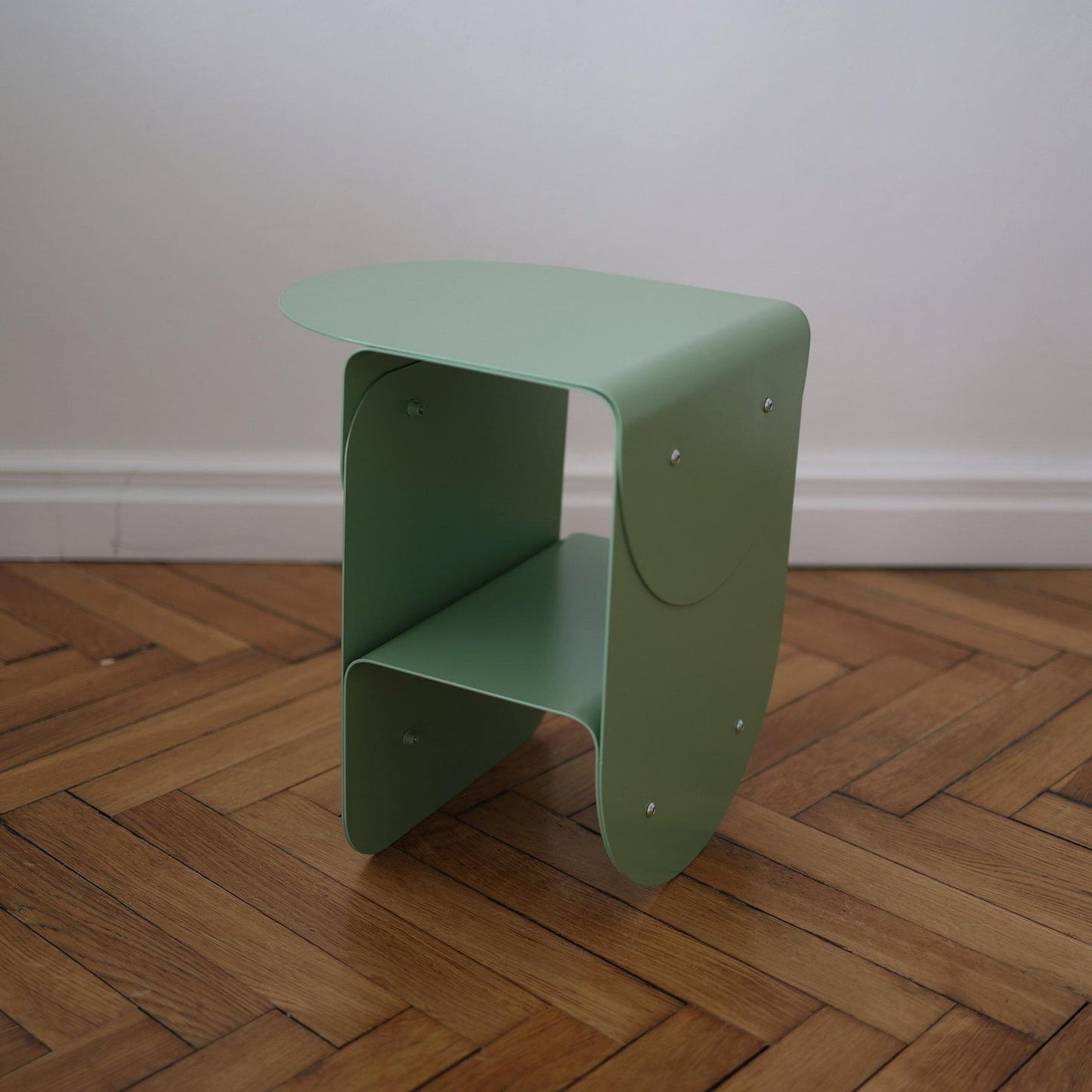 Arc Bedside Table – Coated Steel Edition